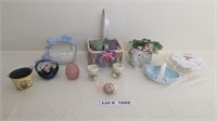 EASTER BASKETS AND DÉCOR