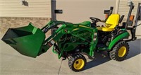 2016 John Deere 1025R Tractor w/ 120R Loader