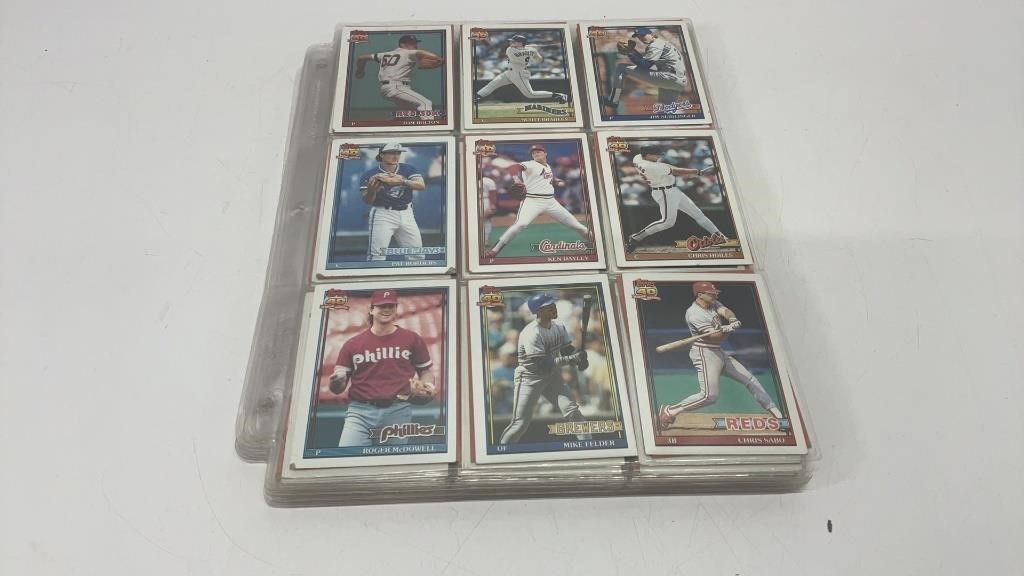 (12) sleeves of sports cards: baseball, fo