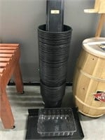 LARGE GROUP OF PLASTIC PLANTERS,