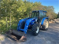 2005 New Holland TL90A Tractor w/ Loader