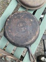 GRISWOLD #9 FRYING PAN