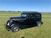 1935 Chevrolet Standard 2 Door Sedan Streetrod
