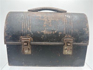 Vintage metal lunchbox