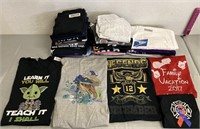 32 Various Print T-Shirts Size 2XL