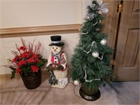 Snowman., 4' Christmas Tree, Poinsettia and Wreath