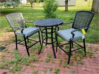 Patio table, chairs (2)