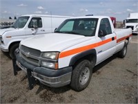 2003 Chevrolet 2500 Pickup Truck