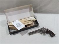 SMITH & WESSON 357 MAGNUM MOD. 586 IN BOX