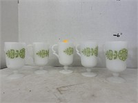 5 cnt Vintage Retro Pedestal Milk Glass Mug Green