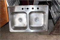 STAINLESS SINK