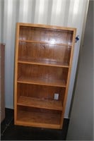 Bookshelf w/ 5 Shelves