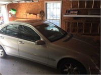 2004 Mercedes C320