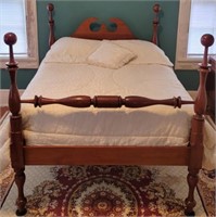 Antique  Full Size Wooden Bed Set