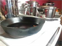 # 8 cast iron skillet with ring
