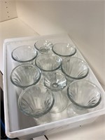 9 large sundae cups