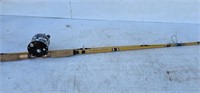 8'6" Eagle Claw 2 Piece Spin Rod