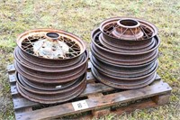 8 EARLY FORD SPOKED RIMS