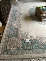 Area rug. Approximately 9 1/2’ x 14’