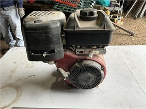 Briggs & Stratton engine, loose, untested