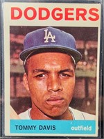 1964 Topps Tommy Davis #180 Los Angeles Dodgers