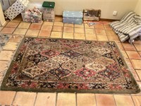 Hand Tufted Wool Pile rug 5x8