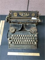 Royal Typewriter No. 5