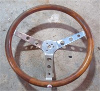 Wood steering wheel.