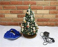 THE DANBURY MINT PILLSBURY DOUGHBOY CHRISTMAS TREE
