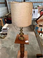 PLANT STAND / LAMP