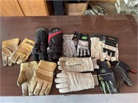Lot of miscellaneous gloves