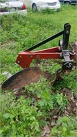 SINGLE BOTTOM 3 POINT HITCH PLOW- 
LIGHT USE IF