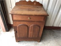 Early washstand 1 drawer & 1 doors