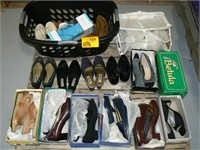 PALLET WITH APPROX. 22 PAIRS SHOES (MANY NEW,