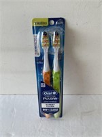 2 oral B battery vibrating pulsar toothbrushes