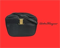 SALVATORE FERRAGAMO Black Shoulder bag