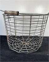 Vintage metal, apple basket 11 X15 inches