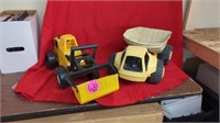 PLASTIC DUMP TRUCK AND FRONT LOADER