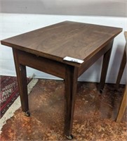 ROLLING MAHOGANY SMALL SIDE TABLE