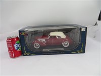 1937 Cord 812 Supercharged, voiture die cast 1:18