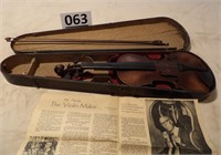 Violin / Stradivarius w/ case & Info Inside