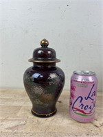 Vintage Japanese porcelain jar