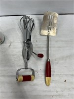 Skyline hi-speed Hand whisk and spatula