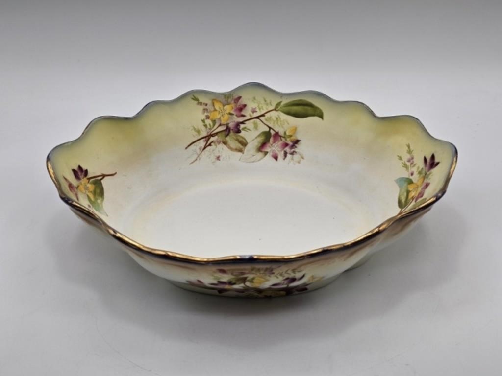 CARLTON WARE "CLEMATIS" BLUSHWARE SERVING BOWL