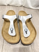 Birkenstock Gizeh BS Slippers Size 8L /6M