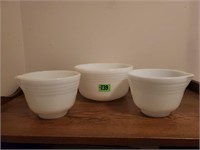 Hamilton Beach mixing, milk glass batter bowls