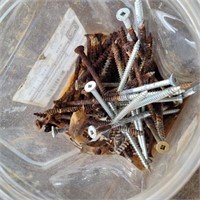 Jar & box nuts, bolts, screws