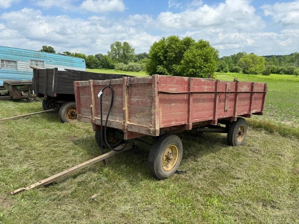 12x7' Hydraulic Dump Wagon on  JD Gear