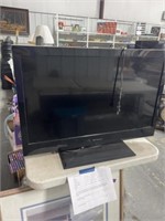 32" FLATSCREEN TV