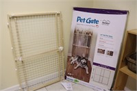 Extra Tall Pet Gate: 44" tall, up to 50" wide